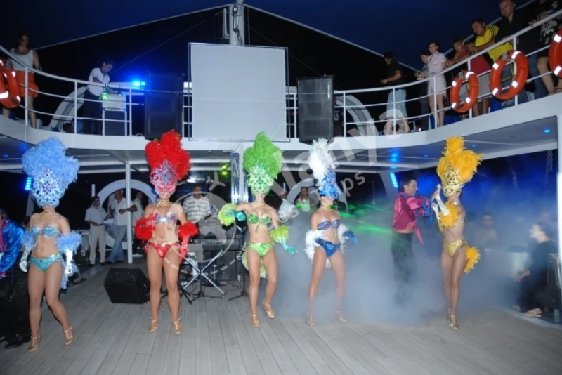 Alanya All Inclusive Luxury Disco Party Yacht Tour - 4