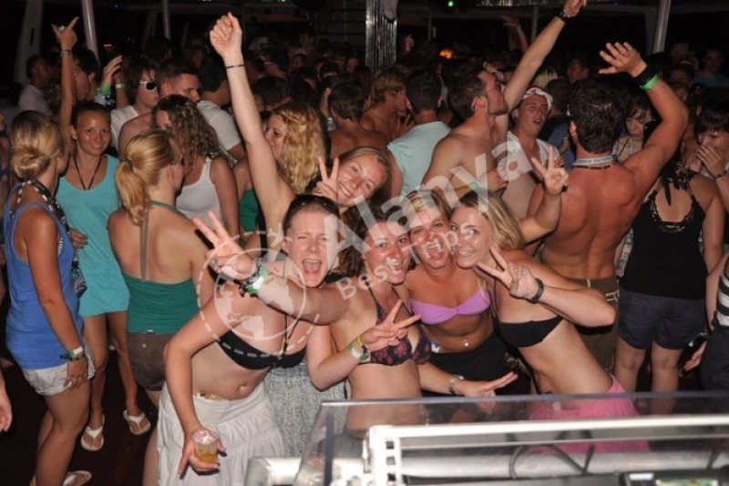 Alanya All Inclusive Luxury Disco Party Yacht Tour - 1
