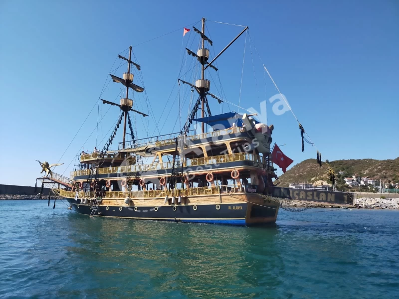 Цена тура на пиратской лодке по Алании в 2023 году