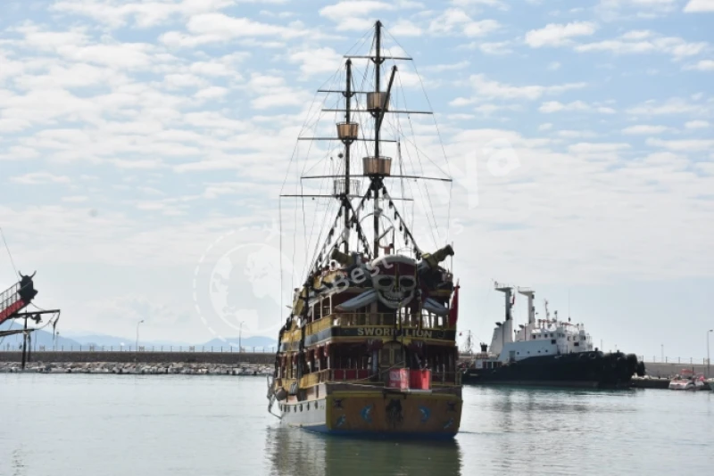 Alanya Boat Trip - Pirates of Ship - 6