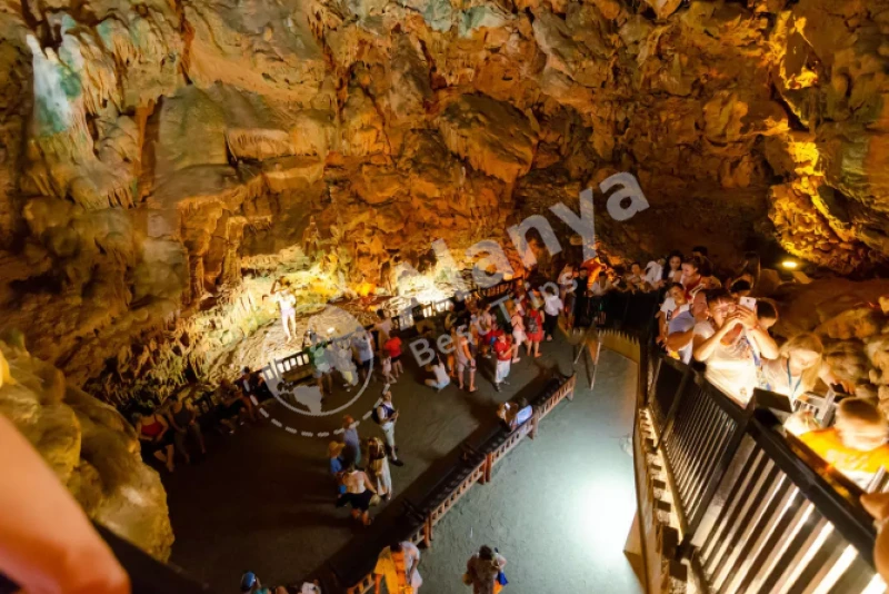 Alanya city tour Damlataş cave