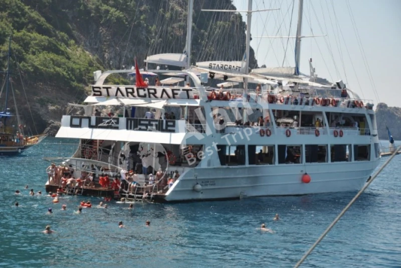 Luksusowa wycieczka łodzią STARCRAFT Party z Alanyi - 8