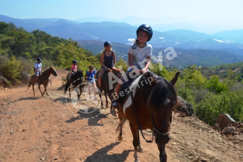 Mahmutlar Horse Riding Tour - 0