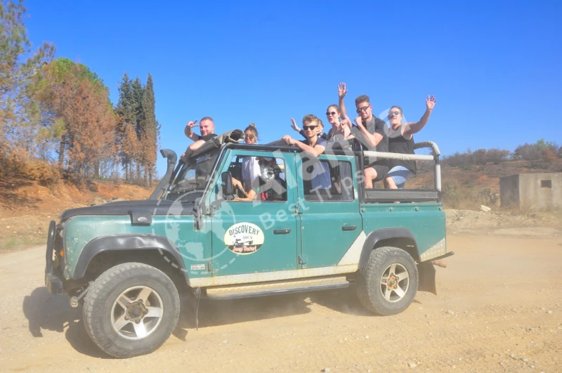 Jeep safari w Side - 6